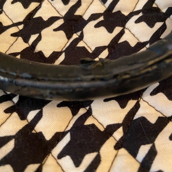 VERA BRADLEY TRIMMED QUILTED HOUNDSTOOTH Large bag - Picture 6 of 11